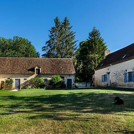 Chambre D'Hotes Chez Artiste Verrier, La Perriere - Perche エクステリア 写真